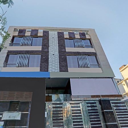 Отель Super Townhouse Riddhi Residency Лакхнау Экстерьер фото