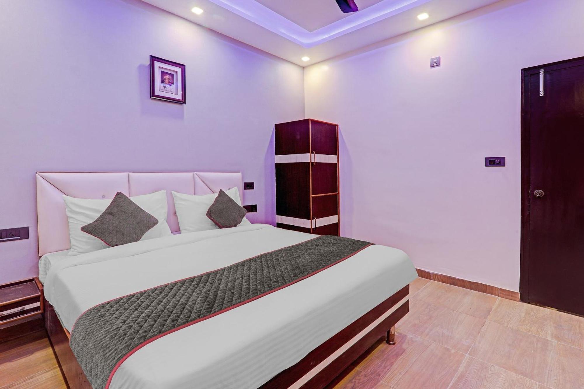 Отель Super Townhouse Riddhi Residency Лакхнау Экстерьер фото